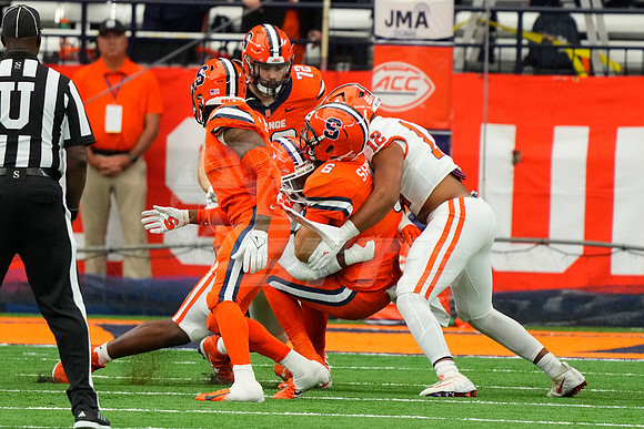 COLLEGE FOOTBALL: SEP 30 Clemson at Syracuse